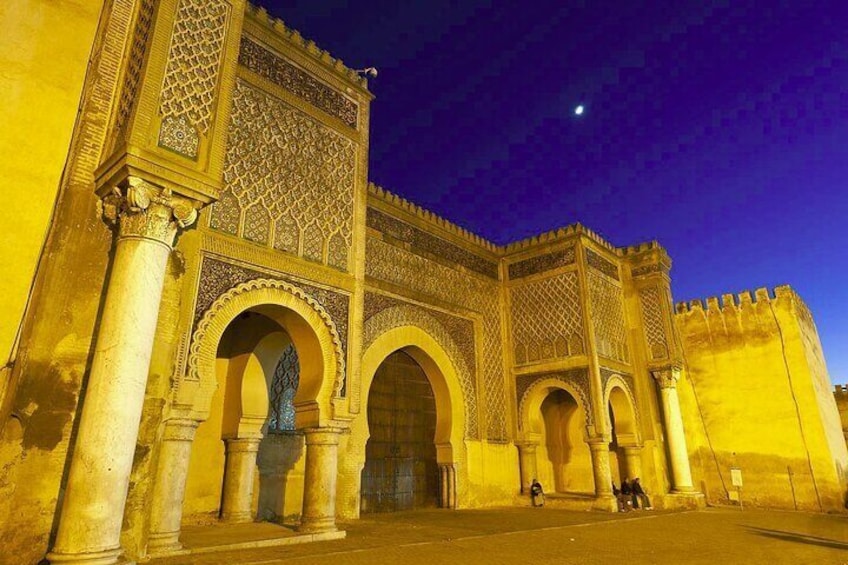 Full Day Guided Tour to Meknes Volubilis and Moulay Idriss