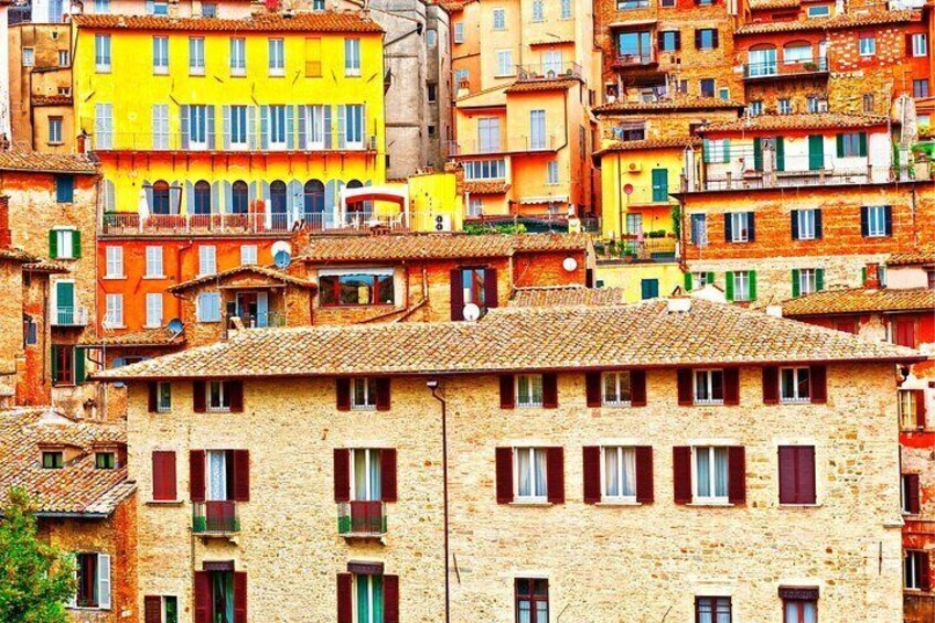 Perugia Scavenger Hunt and Highlights Self Guided Tour
