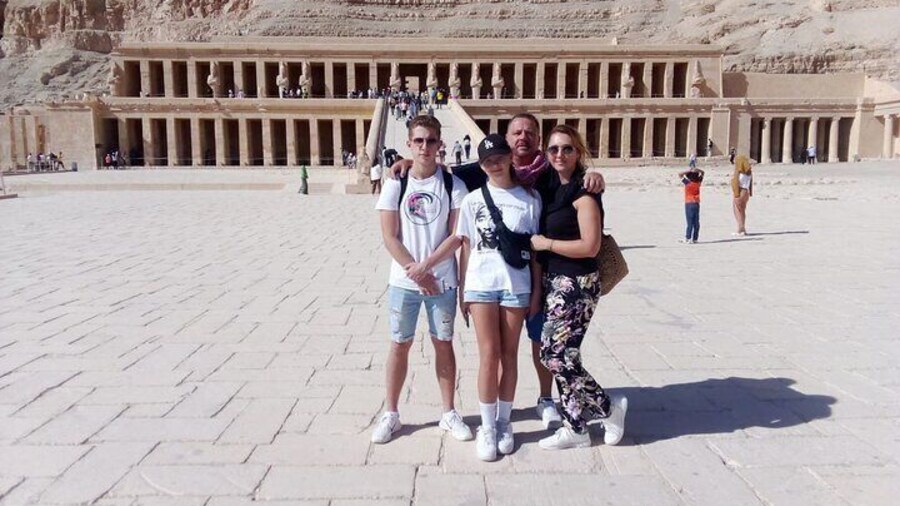 VIP Luxor Kings Experience– Exclusive Small Group Tour by Minivan