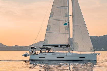 Luxury Private Sunset Sailing Cruise with BBQ in Athens