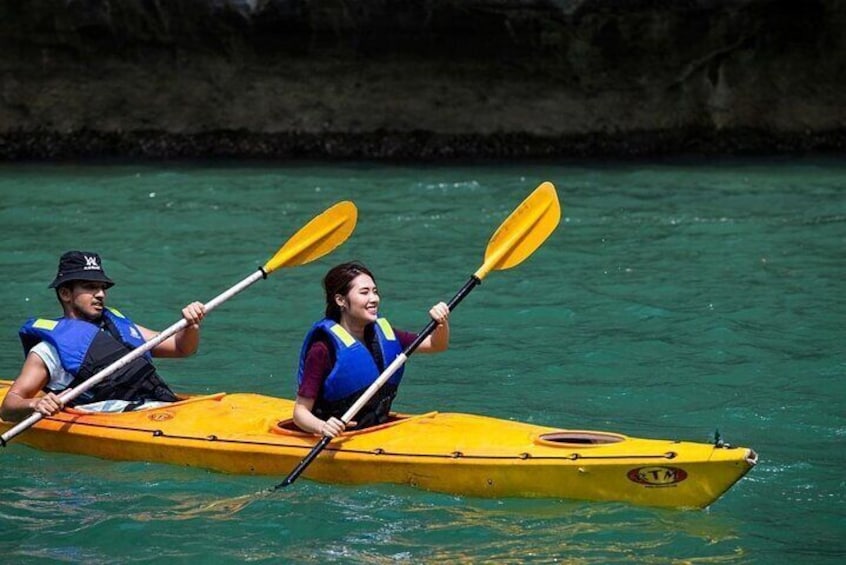 Private Canoe Explore the Hidden Gems of Halong & Lan Ha Bay
