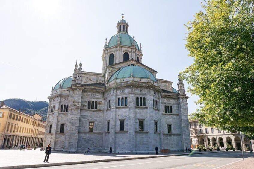 Como Guided City Tour and Panoramic Lake Cruise