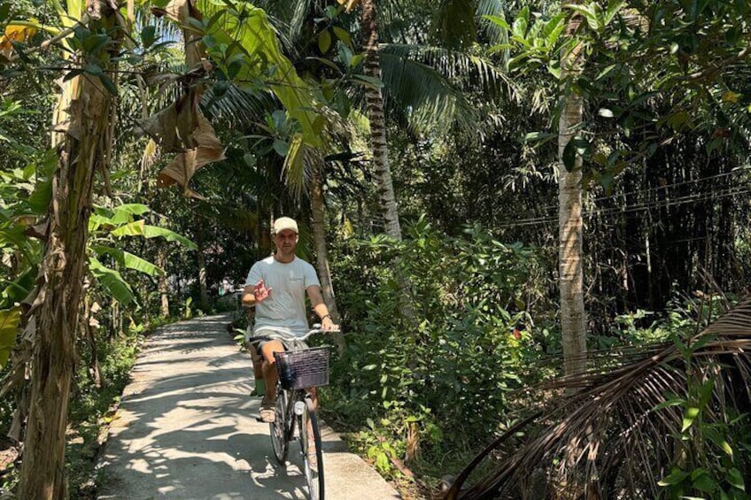 Biking Tour in The Pineapple Villages