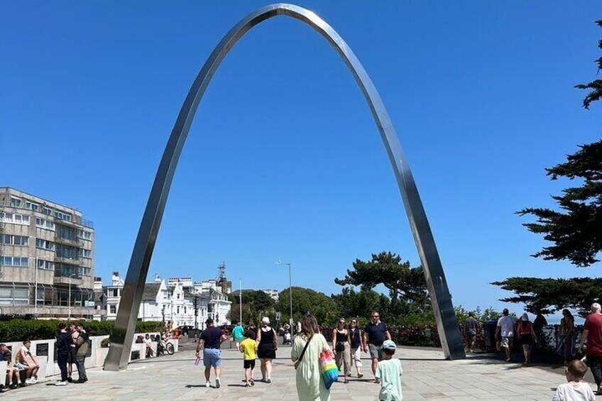 Folkestone Private 2 Hour Walking Tour with a Blue Badge Guide