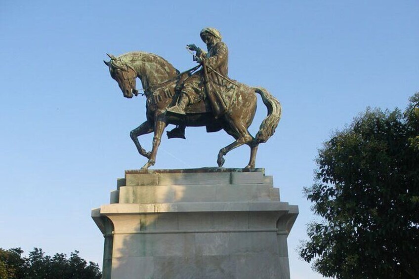 Mohammed Ali's Statue