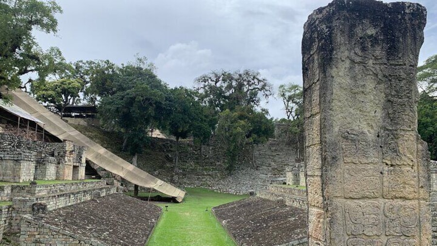 3 Days Copan Ruins and Pulhapanzak Waterfalls from San Salvador