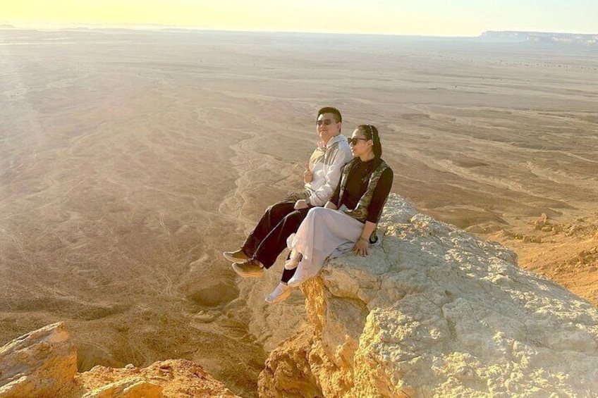 Edge of The World & Deer Sanctuary 4x4 Car Tour in Riyadh