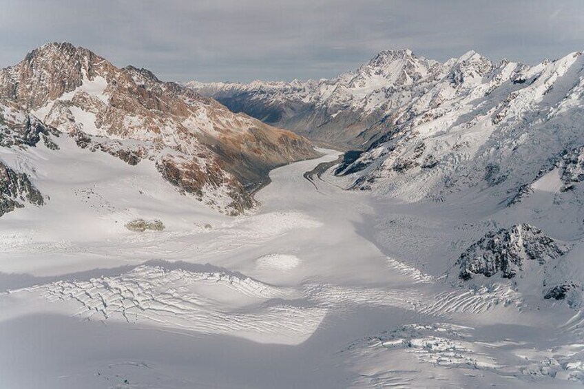 Mount Cook Scenic 30 Minute Helicopter Flight