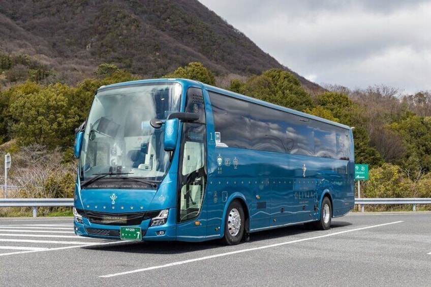 Yui Prima Olivia luxury bus