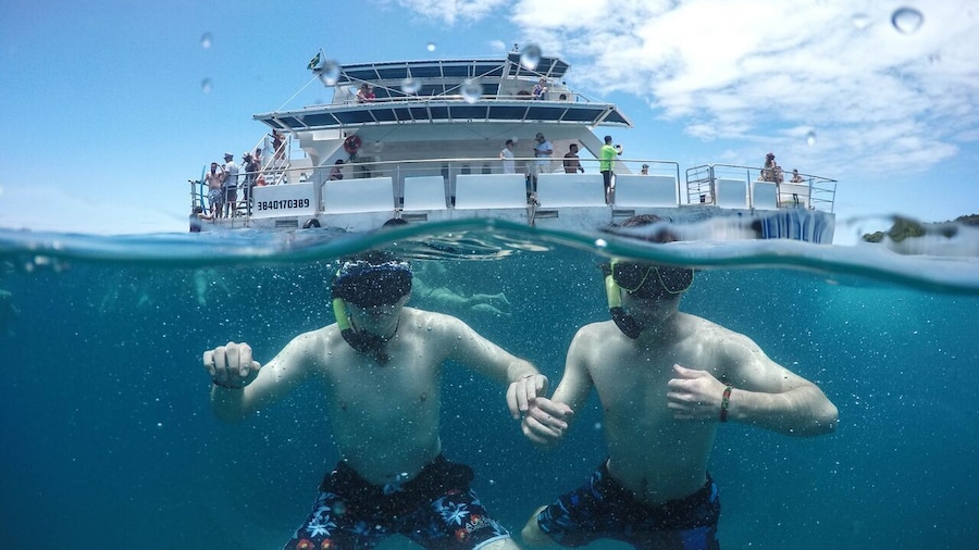 Catamaran boat tour in Búzios