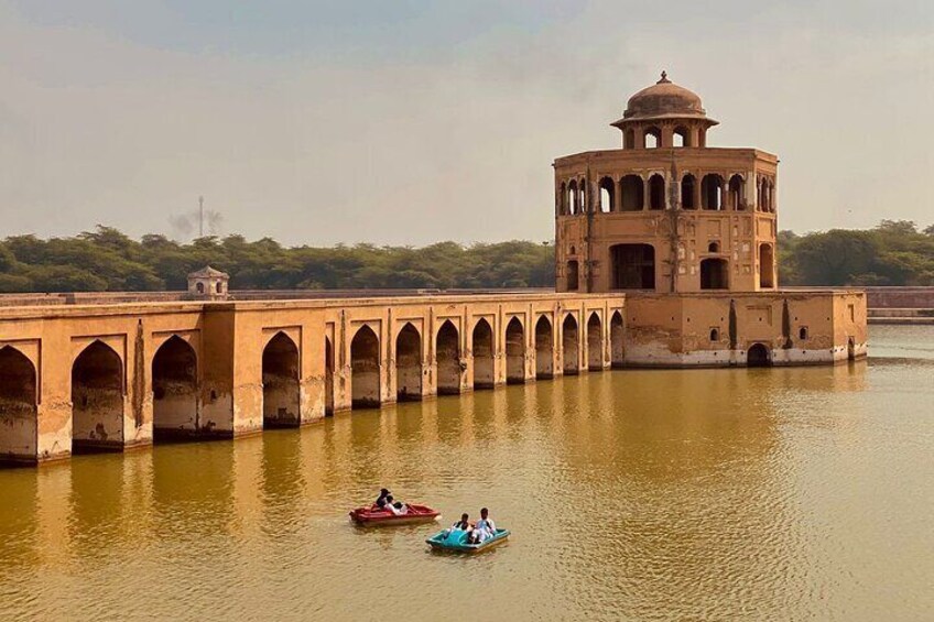 Gurdwara Sacha Sauda Nankana Sahib and Hiran Minar 1 Day Tour