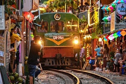 Private: Hanoi Street Food Exploration and Train Street Trip