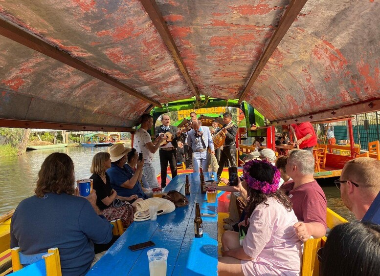 Picture 3 for Activity CDMX: Trajinera ride in Xochimilco with tacos, music and drinks