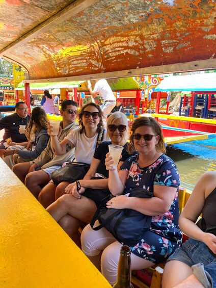 Picture 5 for Activity CDMX: Trajinera ride in Xochimilco with tacos, music and drinks
