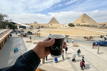 Pyramids of Giza Tour with Coffee and Tea Overlooking the Sphinx