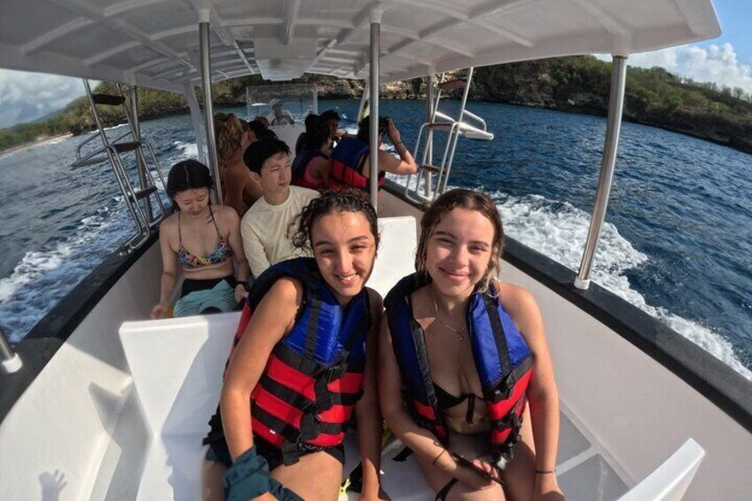 Snorkeling Experience in Nusa Penida with 4 Snorkeling Spots