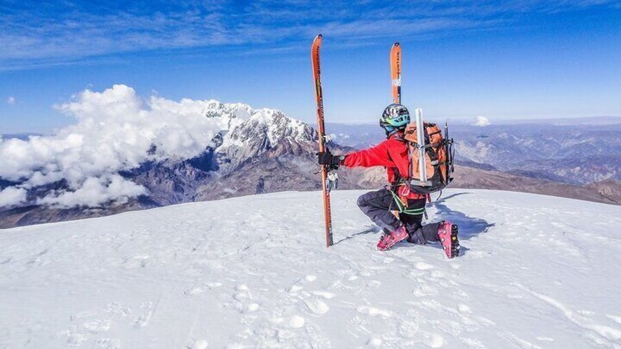 15 Days Ski Tour in Pequeño Alpamayo, Mururata & Parinacota