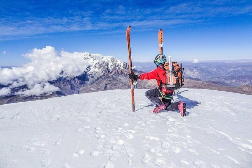 15 Days Ski Tour in Pequeño Alpamayo, Mururata & Parinacota