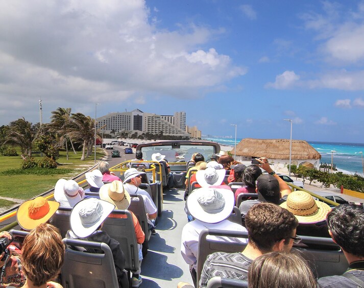 Double Adventure! Catamaran to Isla Mujeres and Cancun Hop-on Hop-off tour