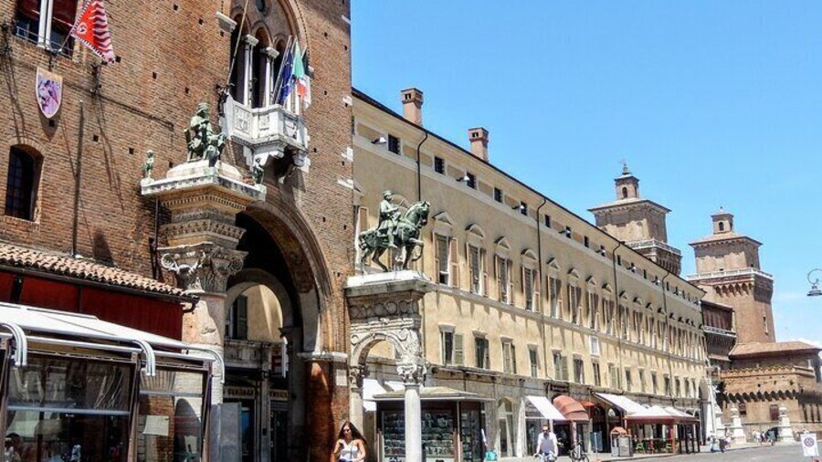 Ferrara Walking Tour Highlights and Food Tastings