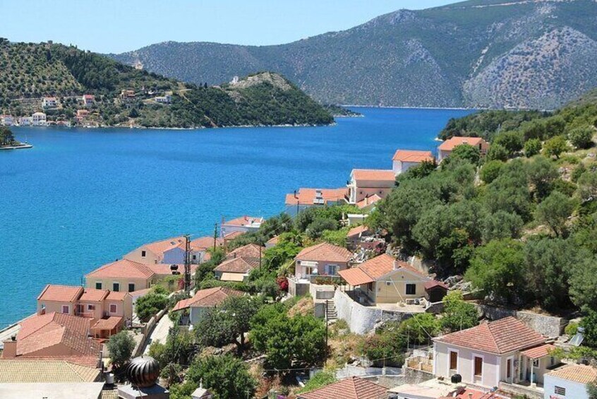 Magical Ithaca Island Bus and Cruise Tour from Kefalonia