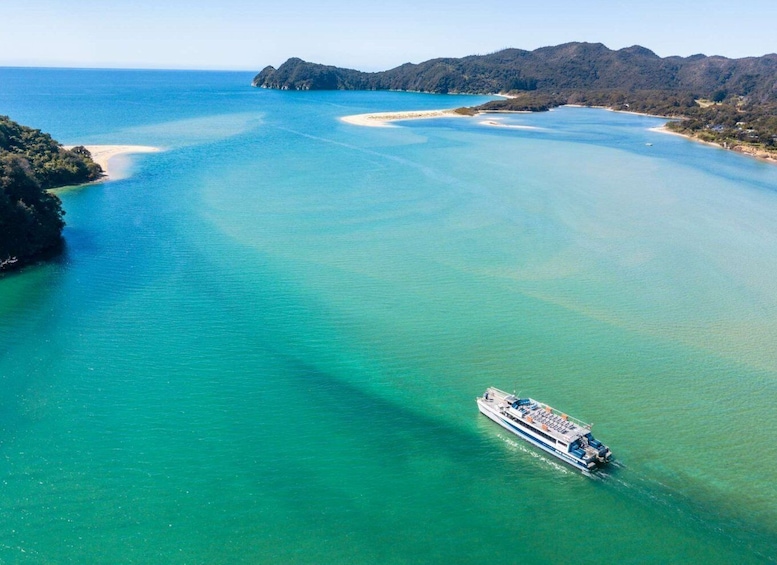 Abel Tasman National Park Cruise and Walking Tour Combo