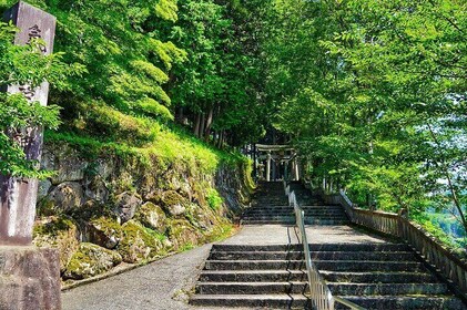 Excursión de 1 día desde Takayama: Explora las ubicaciones Hida de tu nombr...