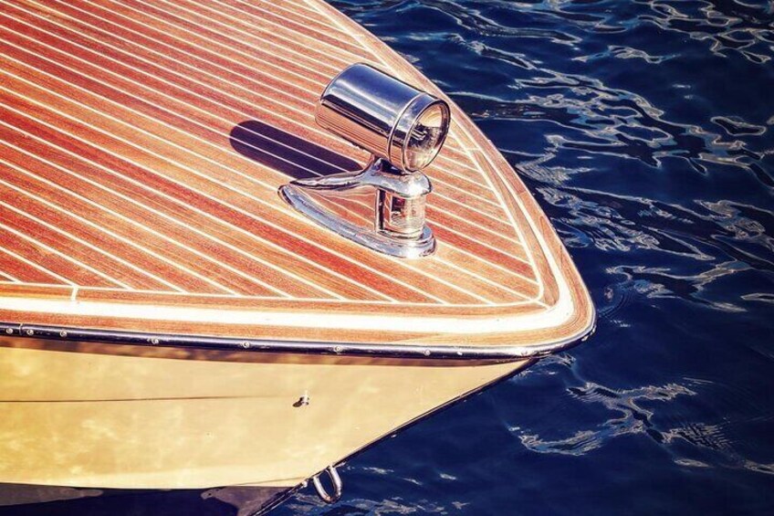 4H Private Wooden Boat Tour from Bellagio up to 10 pax