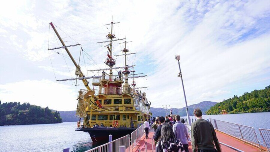 Art and Nature Hakone Full Day Chartered Private Tour