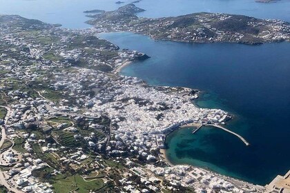 Exploring mykonos with a local Walk in town