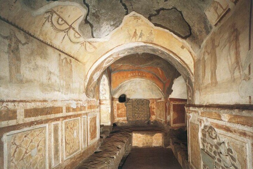 Catacombes of Rome Private Guided Tour and Ticket Entry