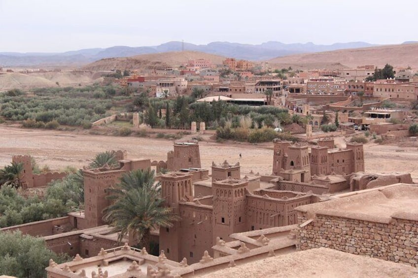 4 Days Desert Tour from Marrakech to Merzouga and Camel Trek