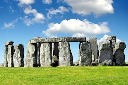 Sightseeing Southampton Cruise to Salisbury and Stonehenge