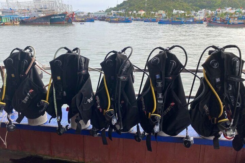 Nha Trang Scuba Diving Tour – Marine Park (2 Dives for Non-Certified)