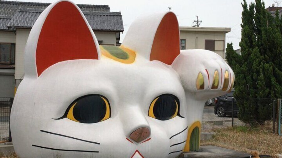 Tokoname and Arimatsu Crafting Traditions from Nagoya