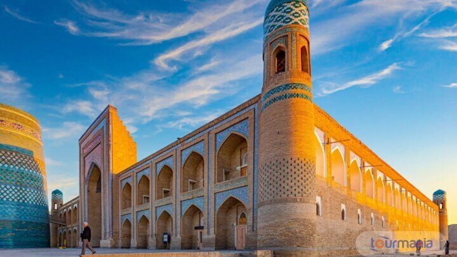 Kalta Minaret