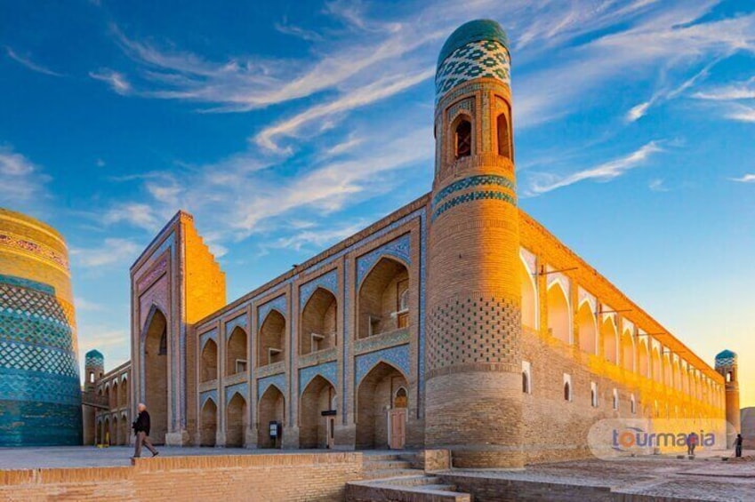 Kalta Minaret