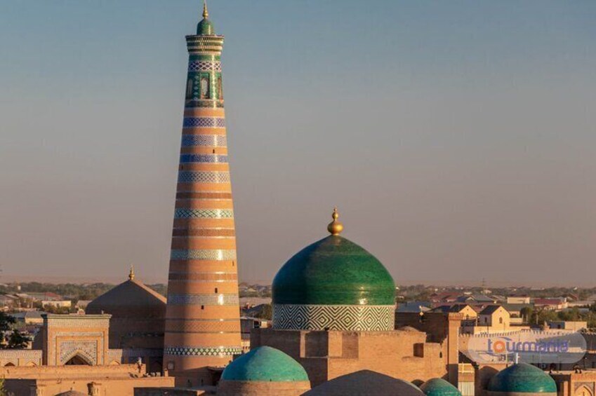 Islomkhodja Minaret