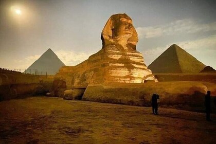 Pyramids from Hurghada 巴士日遊