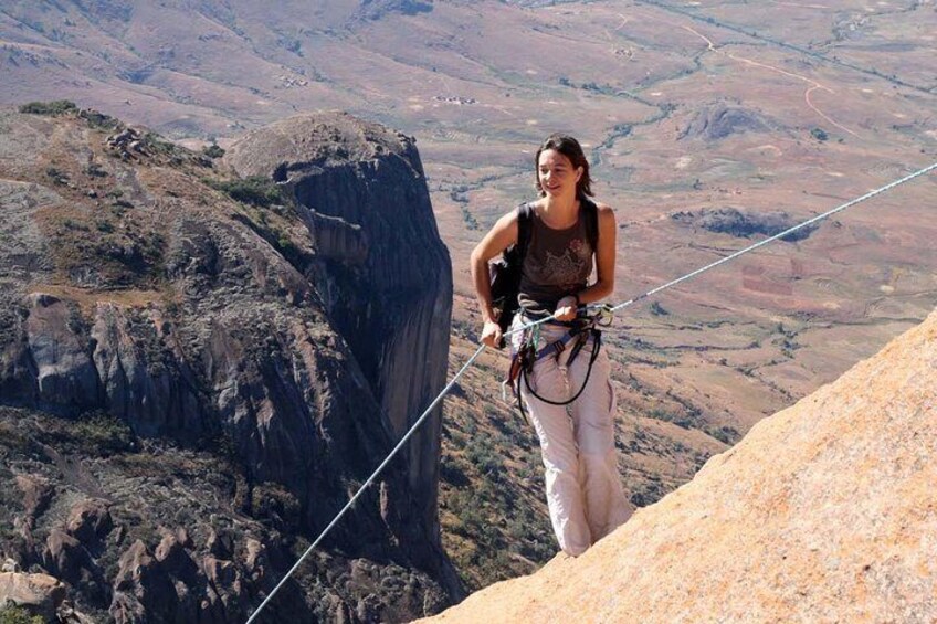 Tsaranoro abseiling