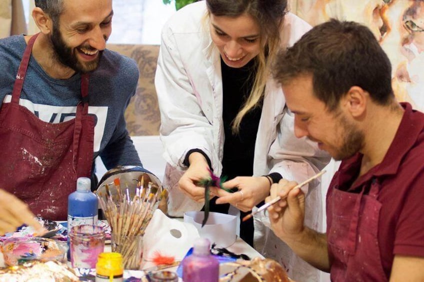 Mask-making workshop in the heart of Venice