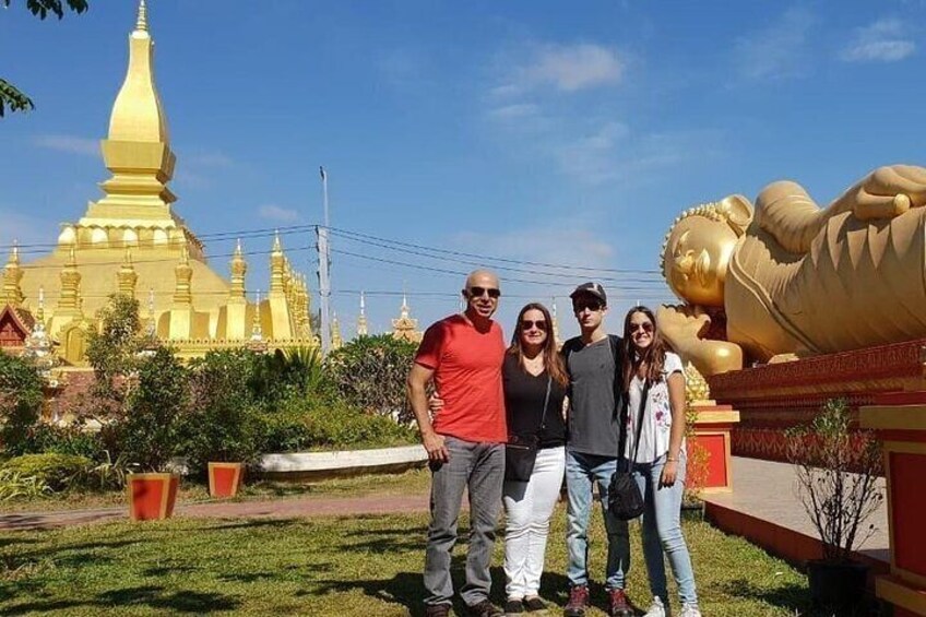 Private Full Day Vientiane City Tour with Buddha Park