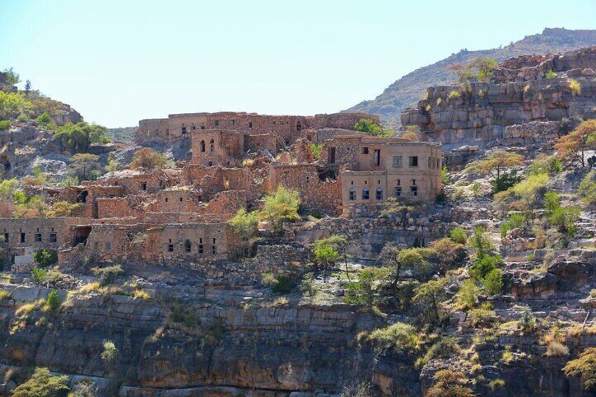 Jabal Al Akhdar Special Private Tour