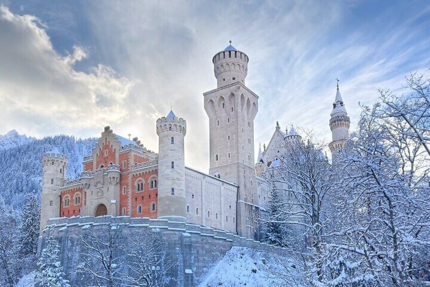 Neuschwanstein Castle. The most visited castle in Germany. Book an immersive experience with Thomas, your tour guide, and he will show you the often missed spot where you can take this picture!