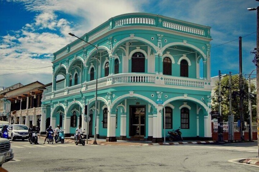 Phuket City Tour Sightseeing and Night Market Everyday