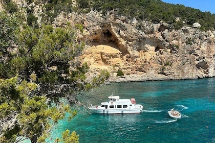 Cala Goloritzè Tour Cala Mariolu and Cala Sisine