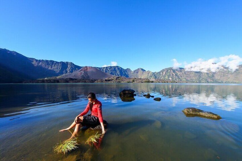 Mount Rinjani 4 Days and 3 Nights Summit Lake and Hot Spring 