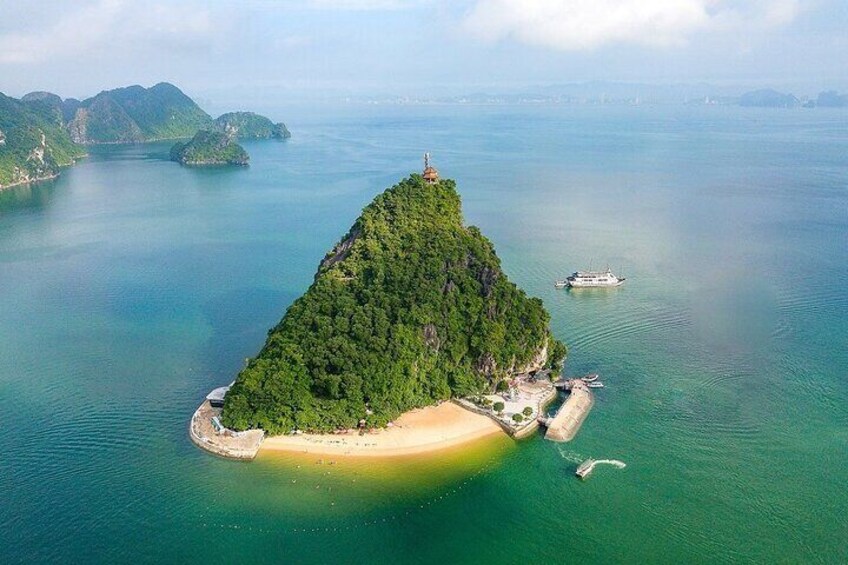 Halong Bay Day Tour by Amethyst Luxury Cruise
