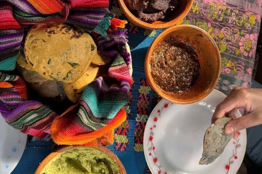 Market Tour in Antigua Make your own Tortillas