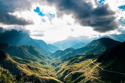 Sapa Dragon Cloud Glass Bridge and Silver Waterfall Half-Day Tour